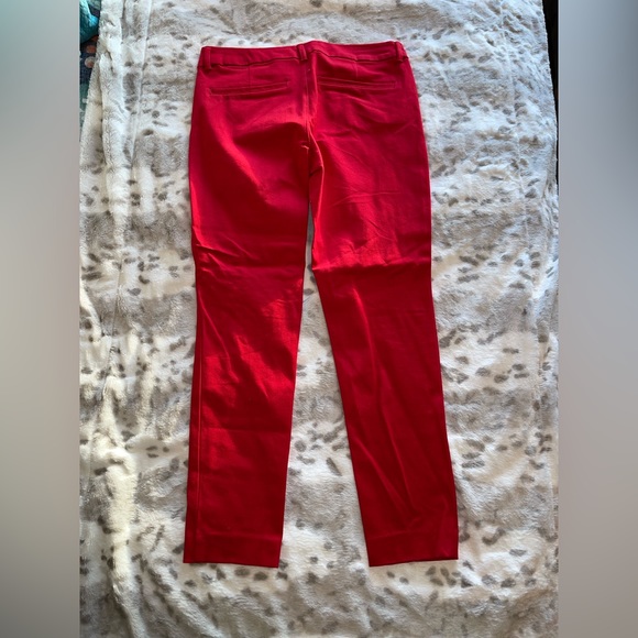 Old Navy Mid-Rise Pixie Skinny Pant - Picture 3 of 3